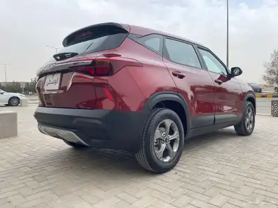 للبيع كيا سيلتوس 2023 ماشي قليل 5