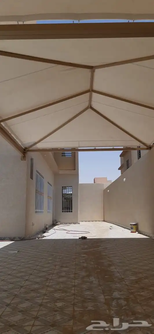 مظلة سيارات كرفانات تفصيل تنفيذ ورشة الطويرش للحددة 4