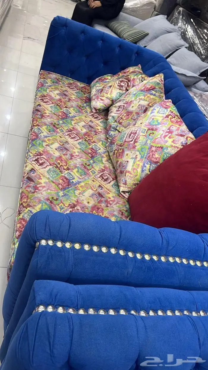 كنب للبيع شبه جديد بسكاكا فقط المعاينه على الطبيعه 8
