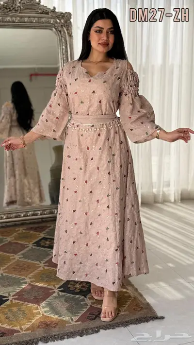 بيع جلابيات و فساتين خليجيه كمية محدوده 9