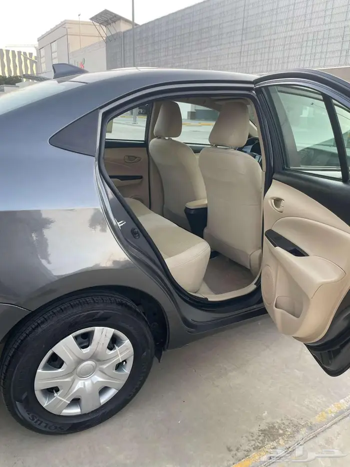 تويوتا يارس 2021 مباع 7