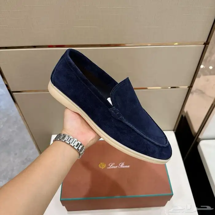 أقوى تشكيلة شوزات ماركات عالمية 55