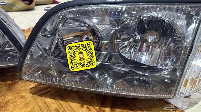 كشافات لكزس اصفر 1