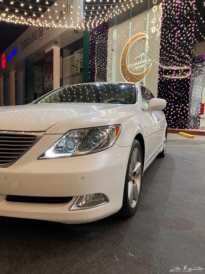 تم البيع لكسزس LS460 موديل 2009 19