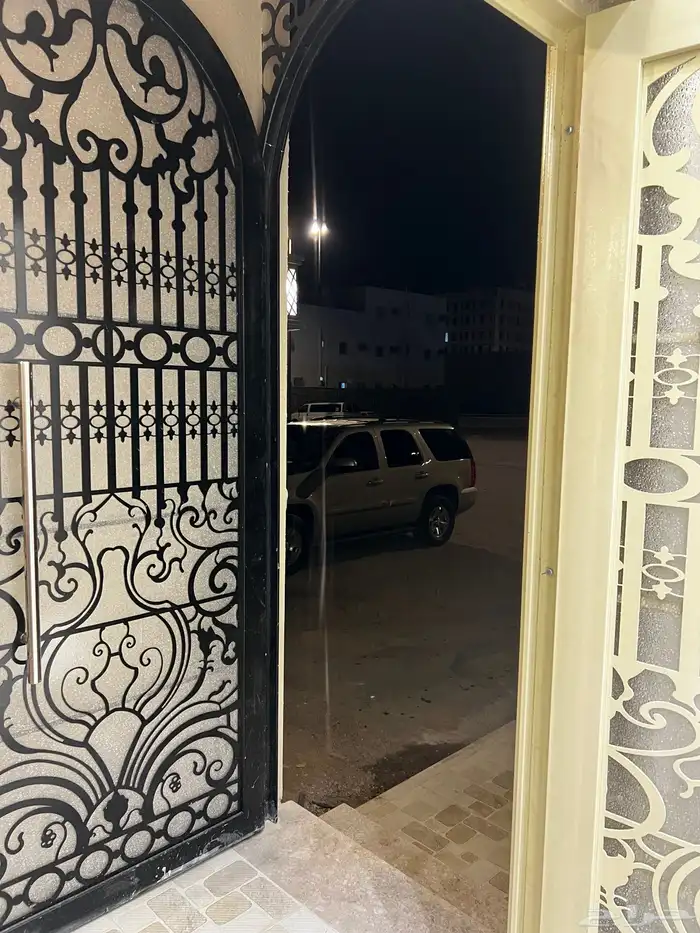 دور حمراء الأسد ( د ) بناء شخصي 24