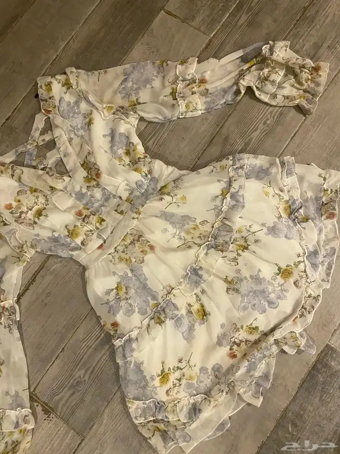 فساتين وبلايز جديده مره 0