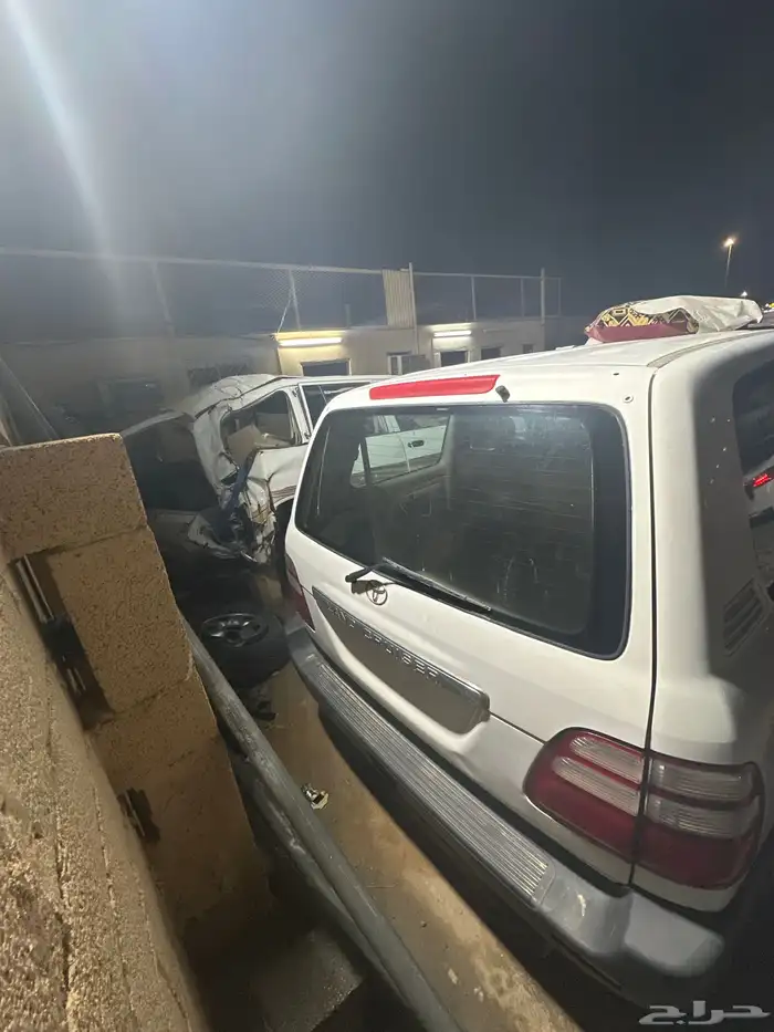 قطع غيار لاندكروزر 2003 وفوق 3