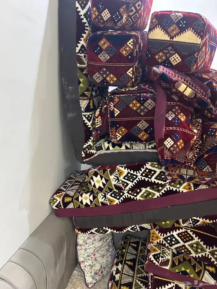 البيع مساند ضهر سفنج تراثيه 3