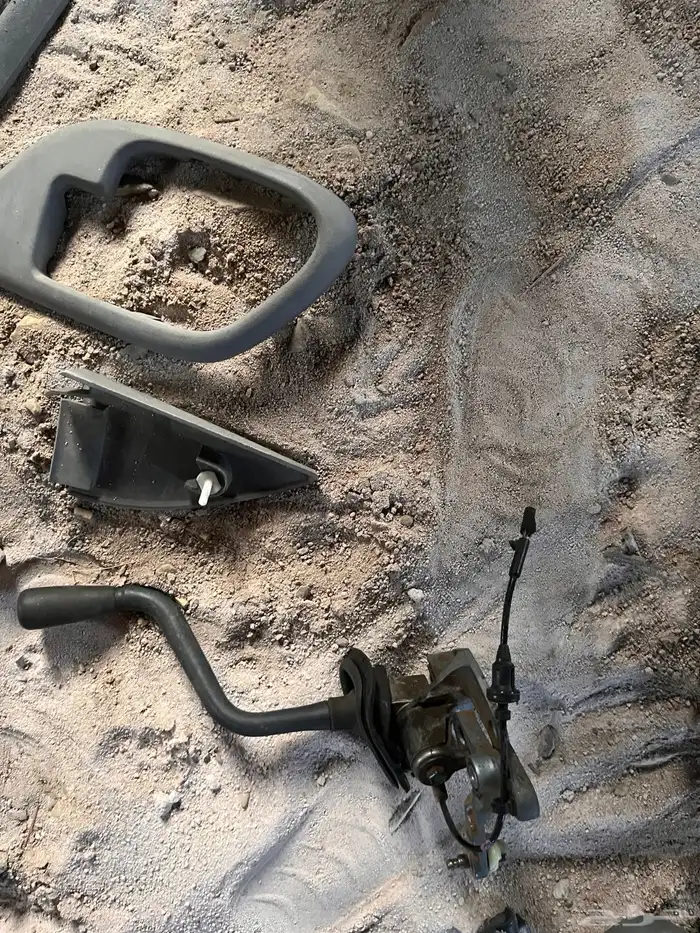 للبيع قطع غيار جمس متوفره97 6