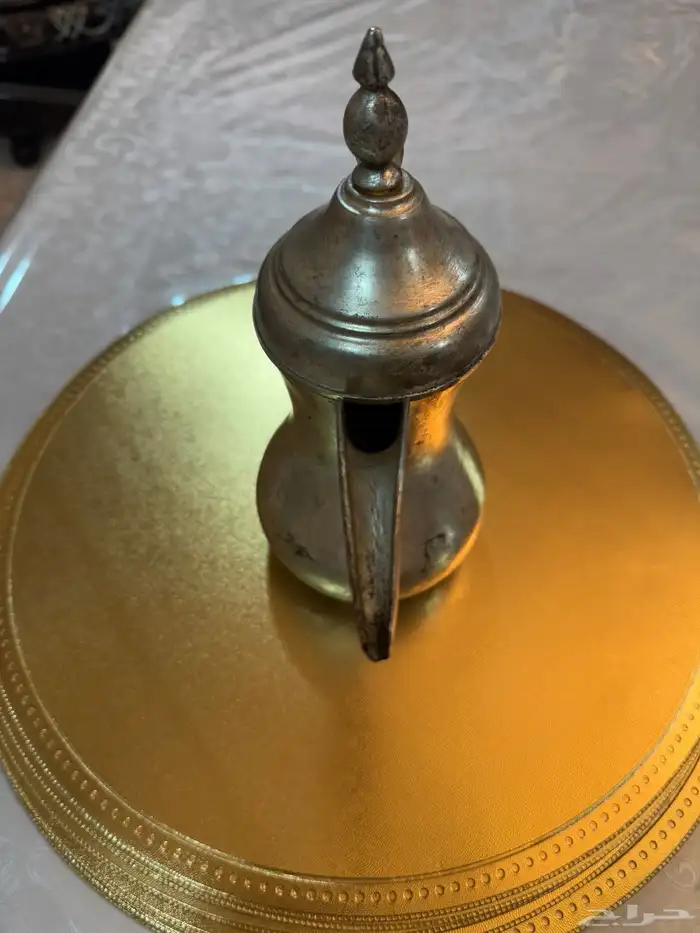 للبيع دلتين كلهم نحاس واحده الغطاء نحاس اصفر والأخرى ابيض 11