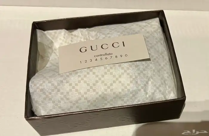 ميدالية جوتشي GUCCI اصلية 3