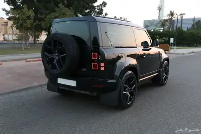 ديفندر 90 P400 V6 تحت الضمان وارد الناغي 1