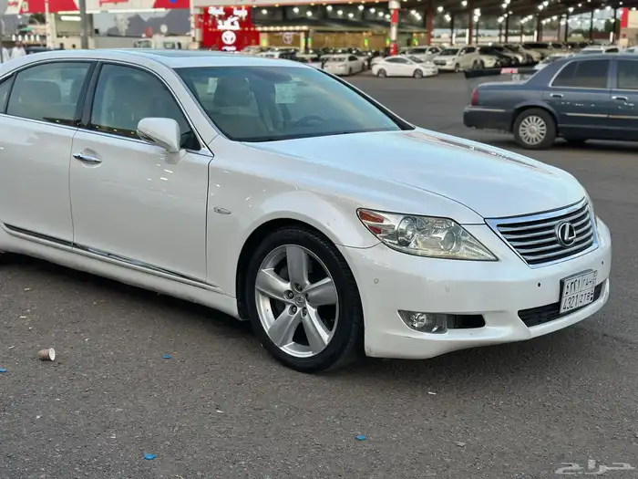 لكزس 2011 LS460L 3