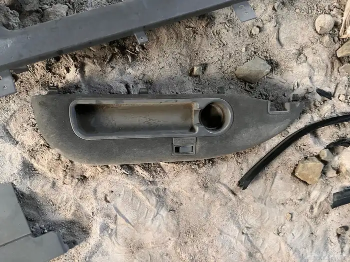 للبيع قطع غيار جمس متوفره97 5