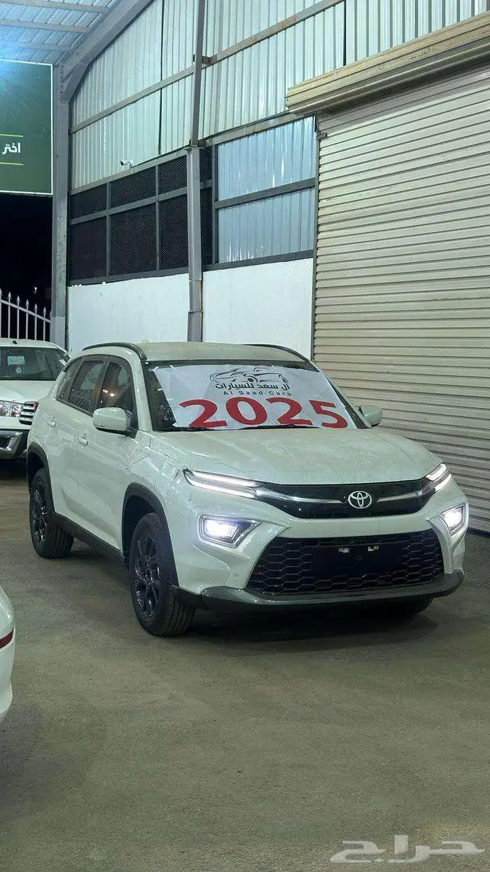 تويوتا اوربان كروزر GL ستاندر 2025 0