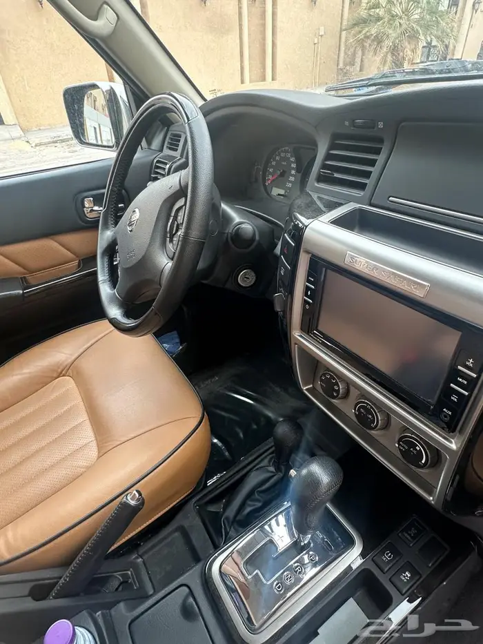 نيسان سوبر سفاري أسود 2022 0