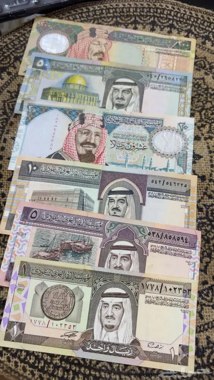 عملات الملك فهد جديده محفوظه 0