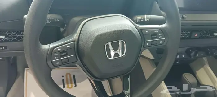 هوندا أكورد نص فل EX بنزين 1500 سي سي 2025 7