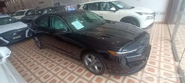 هوندا أكورد نص فل EX بنزين 1500 سي سي 2025 1