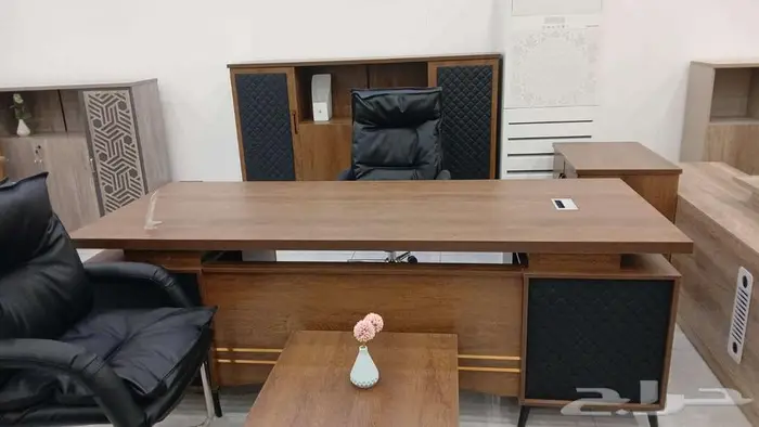 مكاتب  كراسي كنب وحدات عمل 36