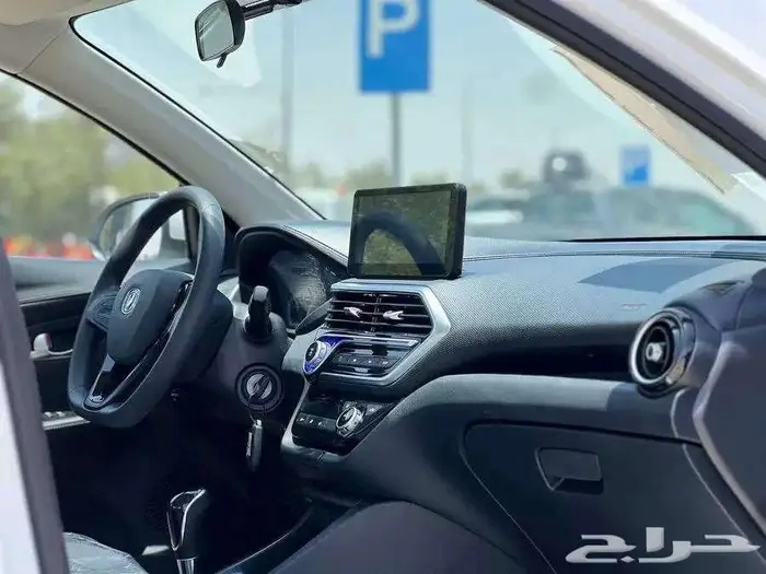 يوجد جميع السيارات اقساط بدون دفعه اولى بشرط اللتزامك يسمح 0