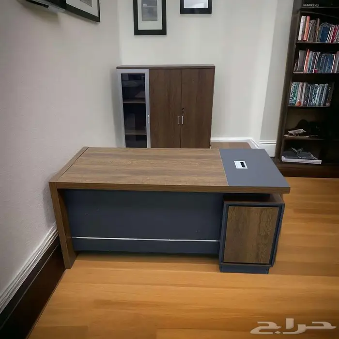 مكاتب  كراسي كنب وحدات عمل 7