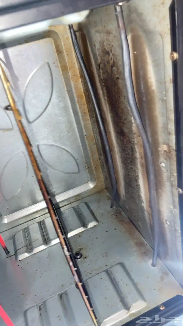 فرن شغال من تحت وخربان من فوق 4