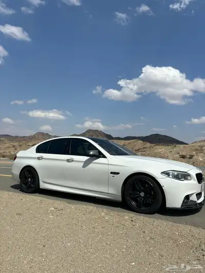بي ام M5 2015 نضيفة جدا 2