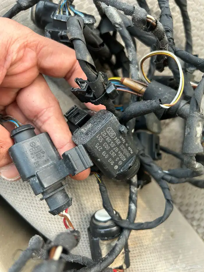 قطع كابرس من14 الى 16 علبة فيوزات وظفاير ورمانة قير وكمبيوتر 7