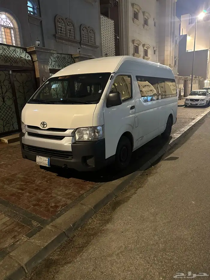 باص توصيل من الرياض والى الجامعات والشركات رحلات سياحيه 1