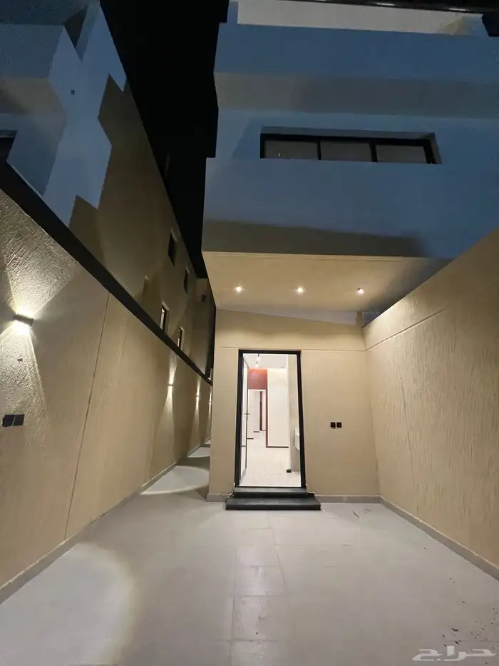 ادوار ارضيه للبيع شرق الرياض مخطط المرجان بسعر825 الف 21