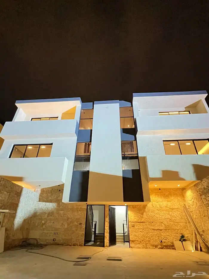 ادوار ارضيه للبيع شرق الرياض مخطط المرجان بسعر825 الف 0
