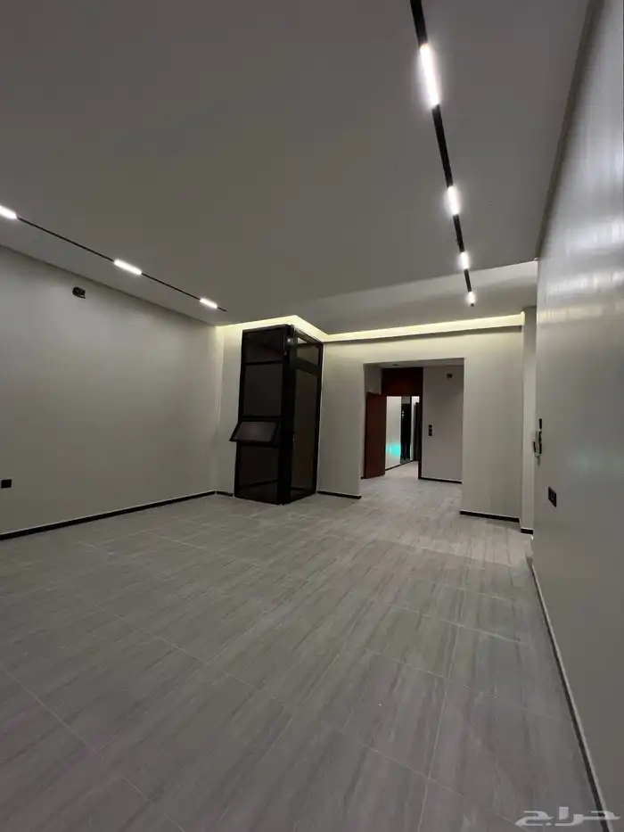 ادوار ارضيه للبيع شرق الرياض مخطط المرجان بسعر825 الف 3