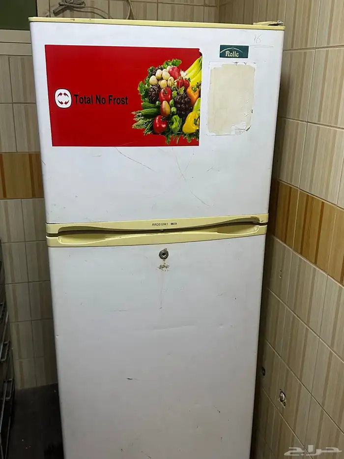 ثلاجه وفرن وغاز للبيع 0