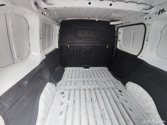 بيجو بارتنر 2022 ديزل بضاعه 6