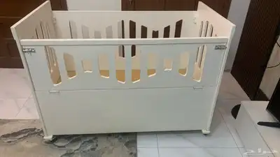 سرير اطفال نظيف مافيه شيئ المطلوب 200 1