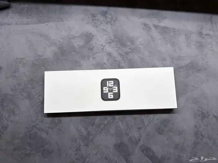 ساعة ابل (apple watch SE2024) للبيع جديدة 1