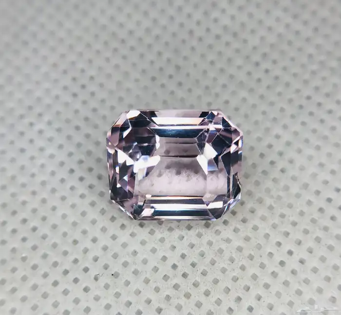 حجر كنزانيت Kunzite طبيعي افغاني مع شهادة مختبر 1