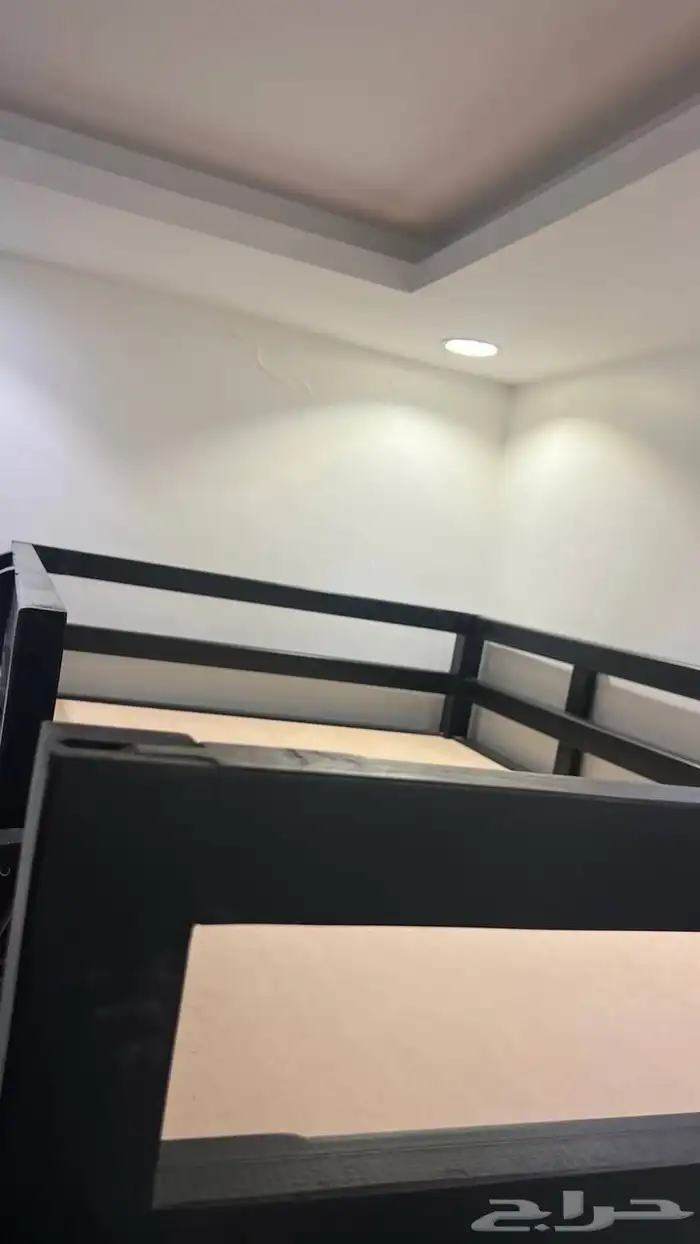 سرير للبيع 4