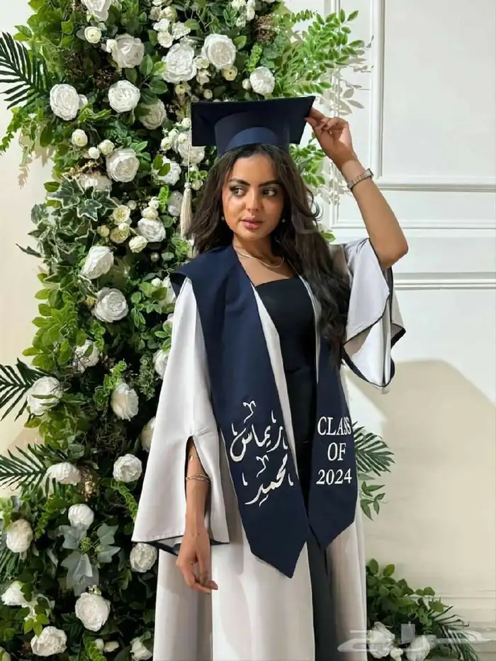 تفصيل عبايات تخرج 2