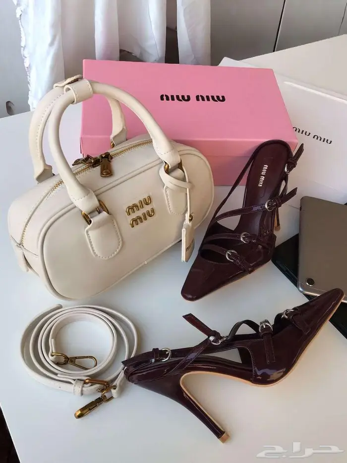 حذاء كعب ميو ميو مع طقم احذية شنطة ماركة MIU MIU مع ملحقات 6