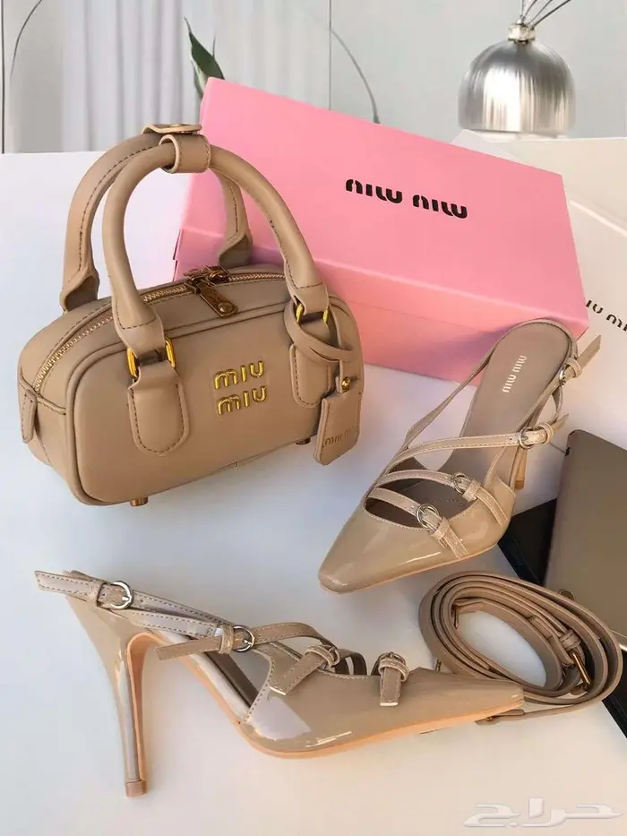 حذاء كعب ميو ميو مع طقم احذية شنطة ماركة MIU MIU مع ملحقات 4
