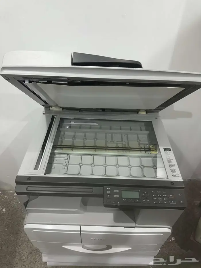 آلة التصوير ريكو ابيض و أسود A4 A3 مستعملة مع فيدر 3