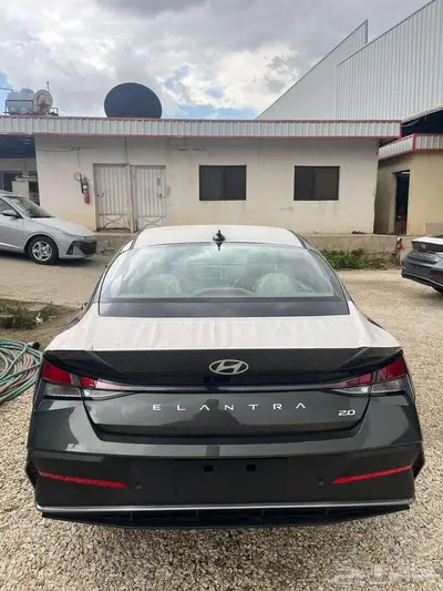 هيونداي النترا 2000 CC موديل 2025 رصاصي زيتي 1