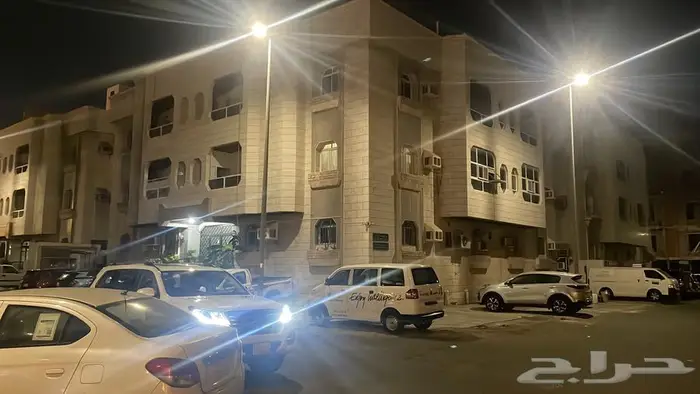 عمارة سكنية للبيع بحي الروضة 0