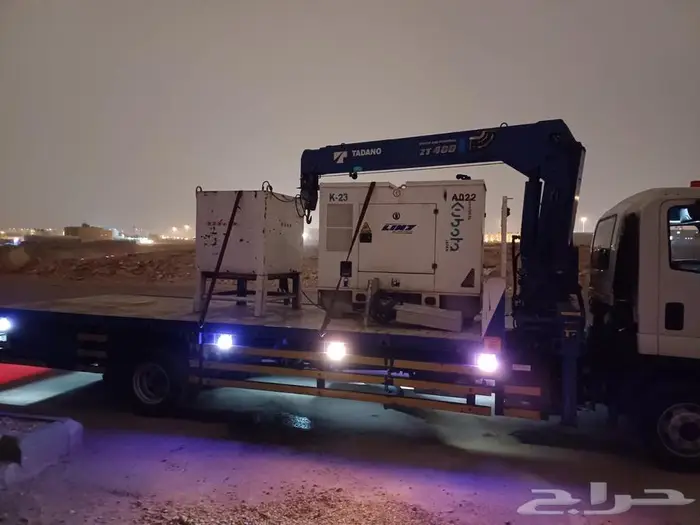 مولدات كهرباء تاجير وتورلايت مكاين كهربائية ايجار 1