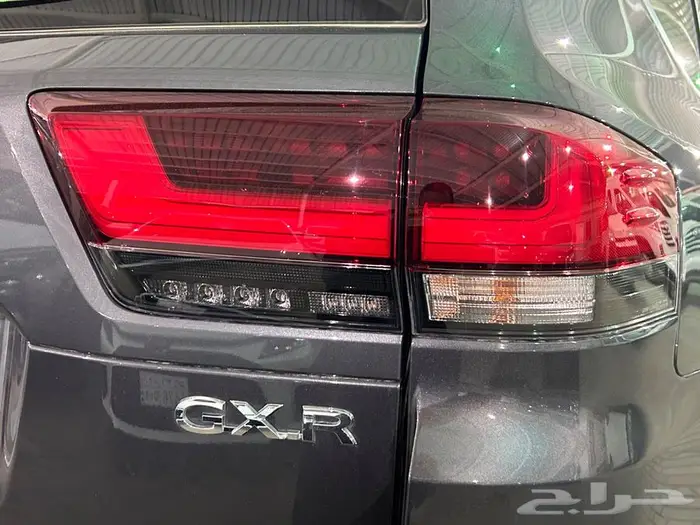 تويوتا لاندكروزر GXR L 3 موديل 2025 بالنقد والتقسيط 7