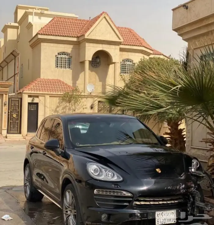 مركز خدمة سمكرة ودهان فرن جميع انواع السيارات بأفضل المواد 0