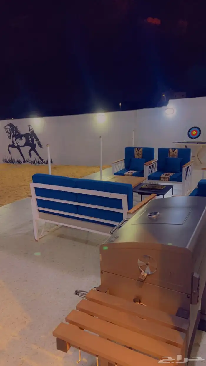 استراحه للاجار مع الخيل 4
