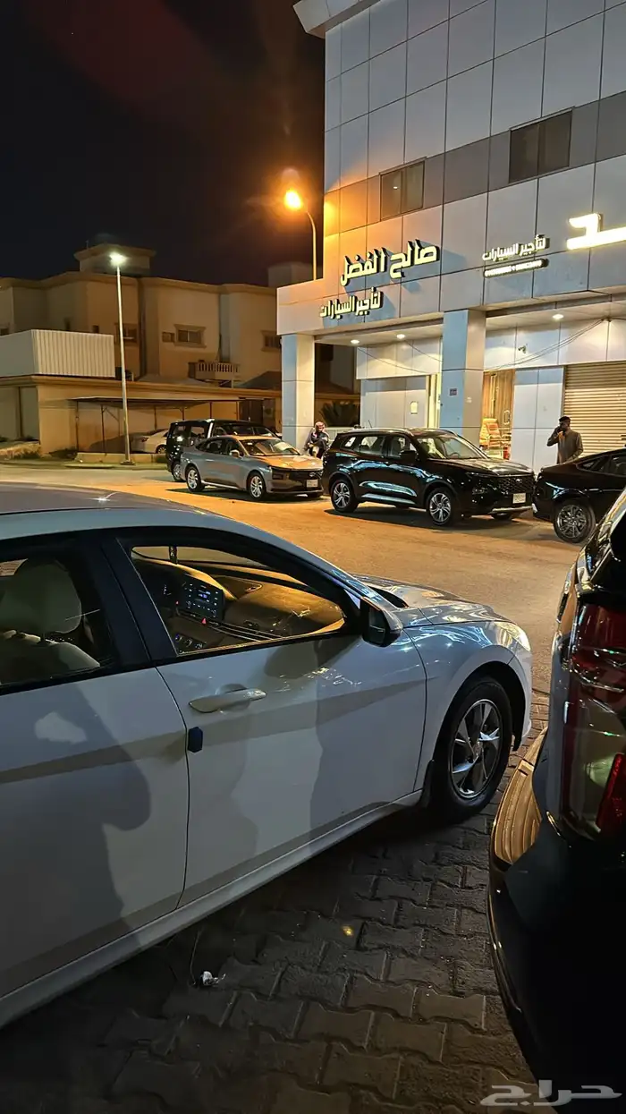 يوجد لدينا مكتب تأجير سيارات تبدا الاسعار من 50 ريال 6